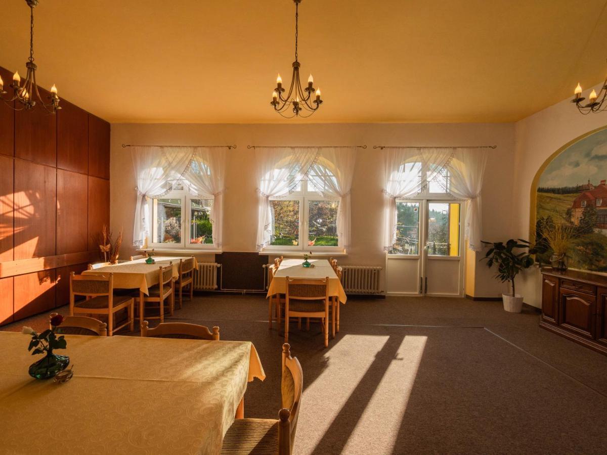Penzion Vyhlidka Janovicky Broumov Exterior foto